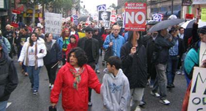 A huge sign of solidarity against the illegal Iraq war